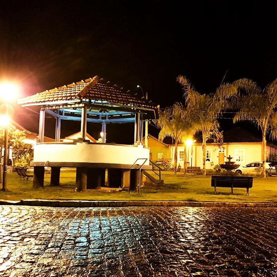 Pousada Guimaraes Sao Pedro da Serra  Bagian luar foto